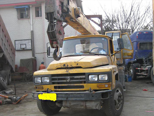 廢舊工程車(chē)回收1